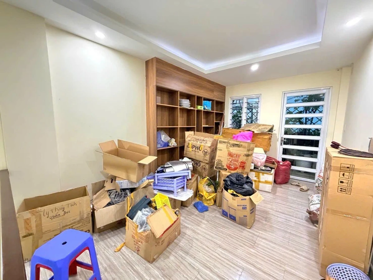 Bán nhà 4 tầng 63m2, 5PN, gần Emart Gò Vấp, giá 6,2 tỷ - Ảnh thu nhỏ 5