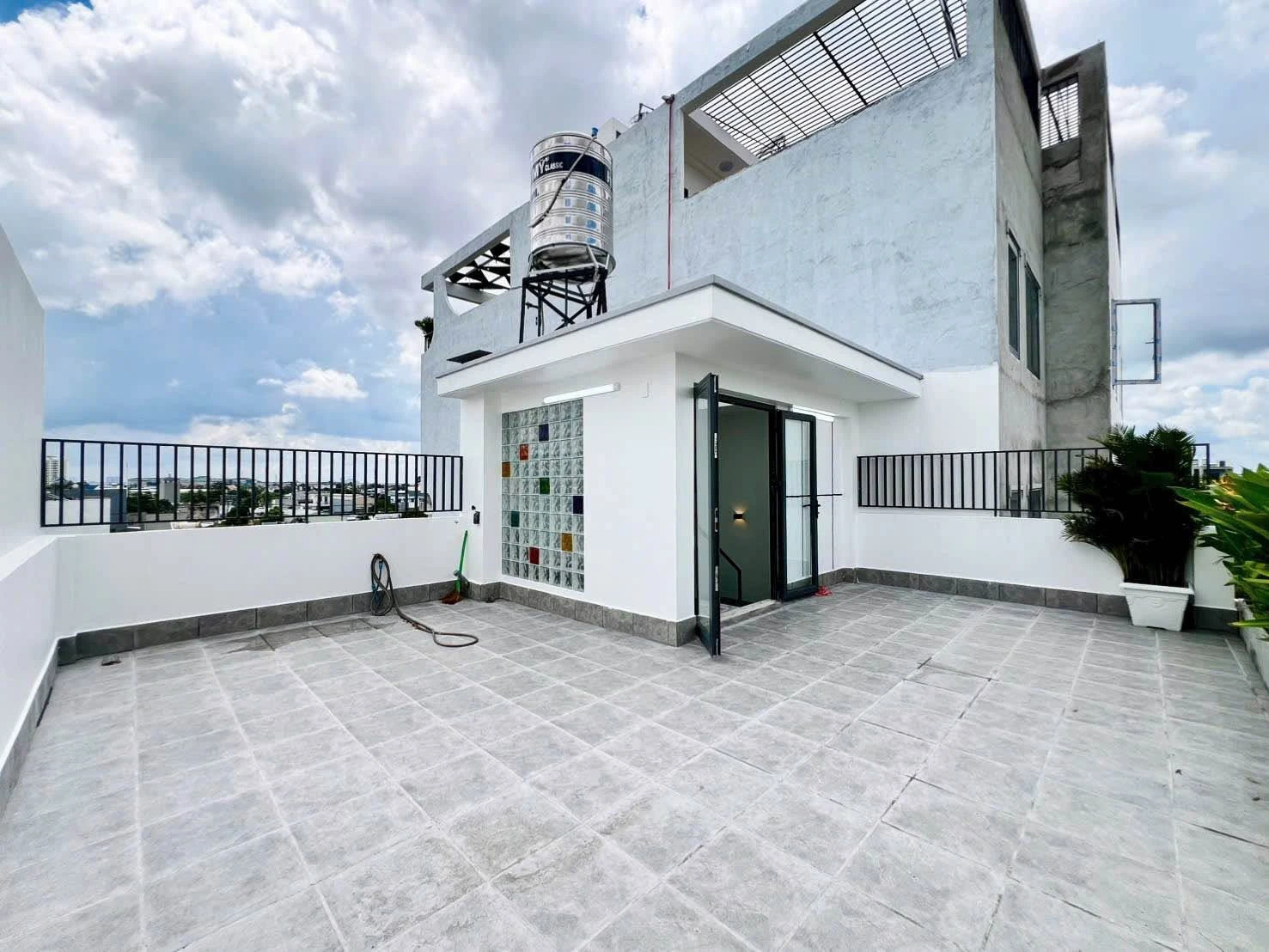 Bán nhà 4 tầng 7x7.5m hẻm 6m Thạnh Lộc 29, Quận 12, giá 6,5 tỷ - Ảnh 1
