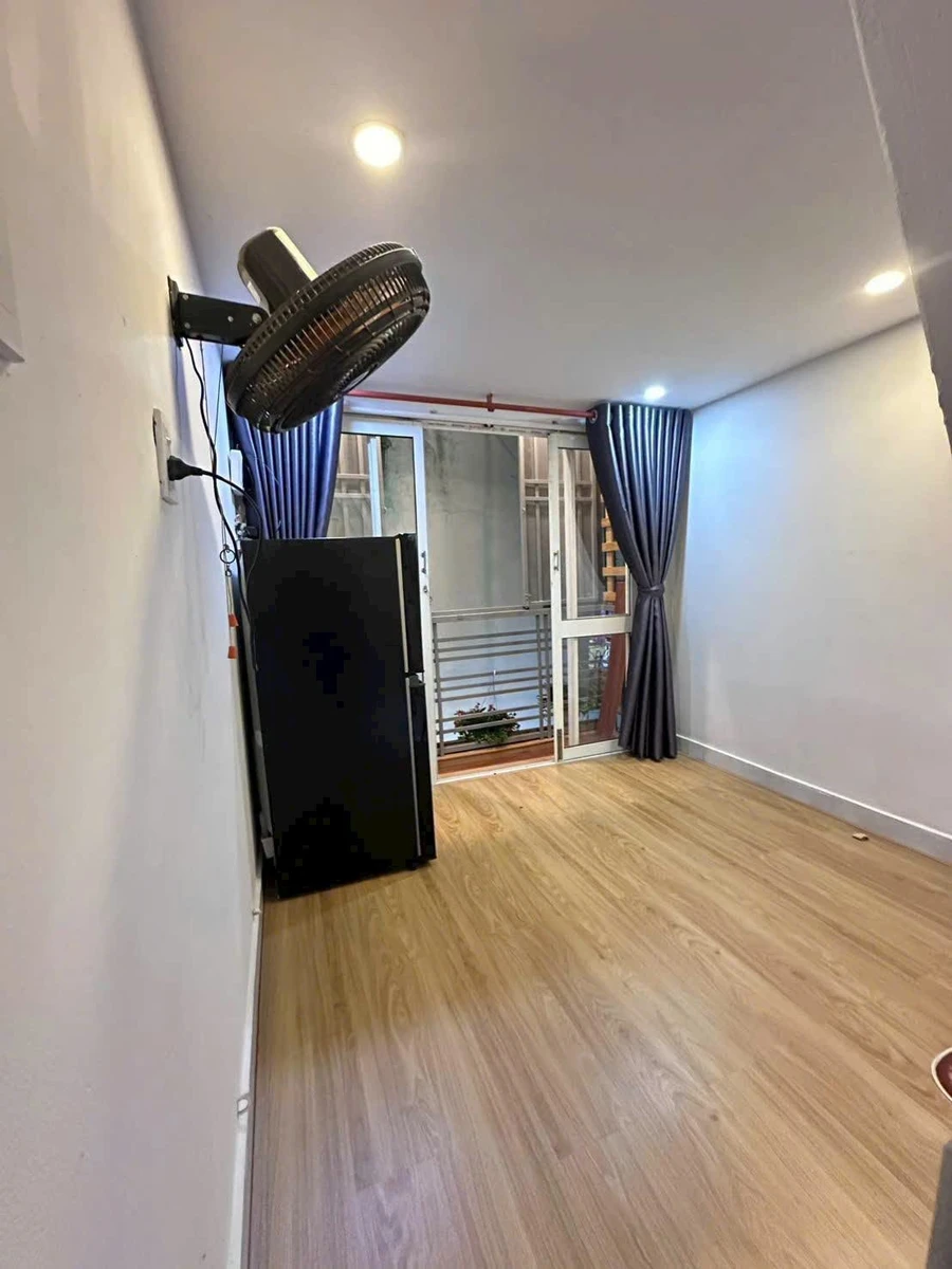 Bán nhà hẻm Lê Quang Định 2,5x5m, 1 trệt 2 lầu, 2PN, giá 2,15 tỷ, Phường 7, Bình Thạnh - Ảnh thu nhỏ 3