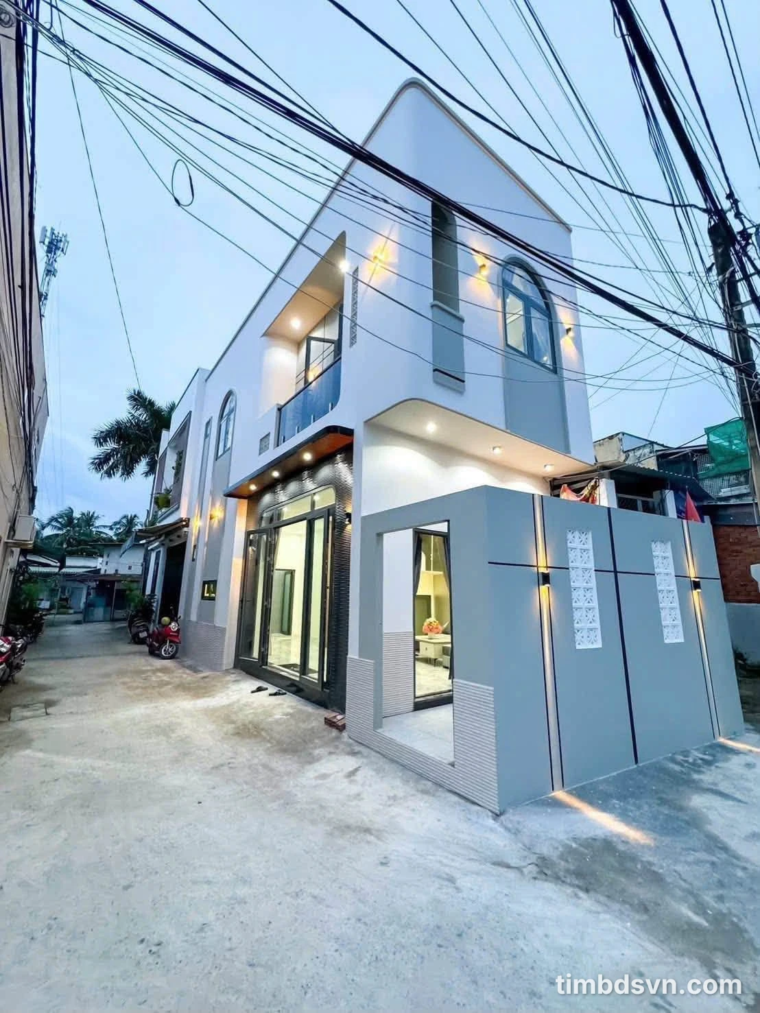 Bán nhà trệt lầu góc 2 mặt tiền 110 m² full nội thất Cần Thơ - Ảnh 1