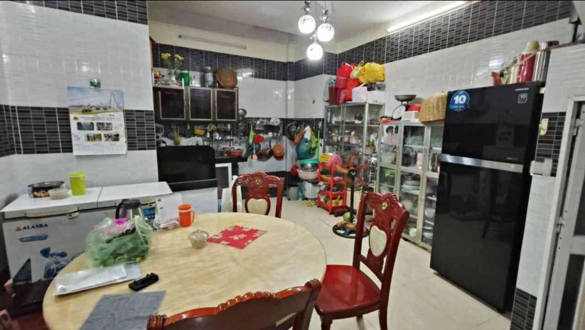Bán nhà phố 4 tầng 75m2, 4PN gần Nguyễn Văn Trỗi, Tân Bình - Ảnh thu nhỏ 3