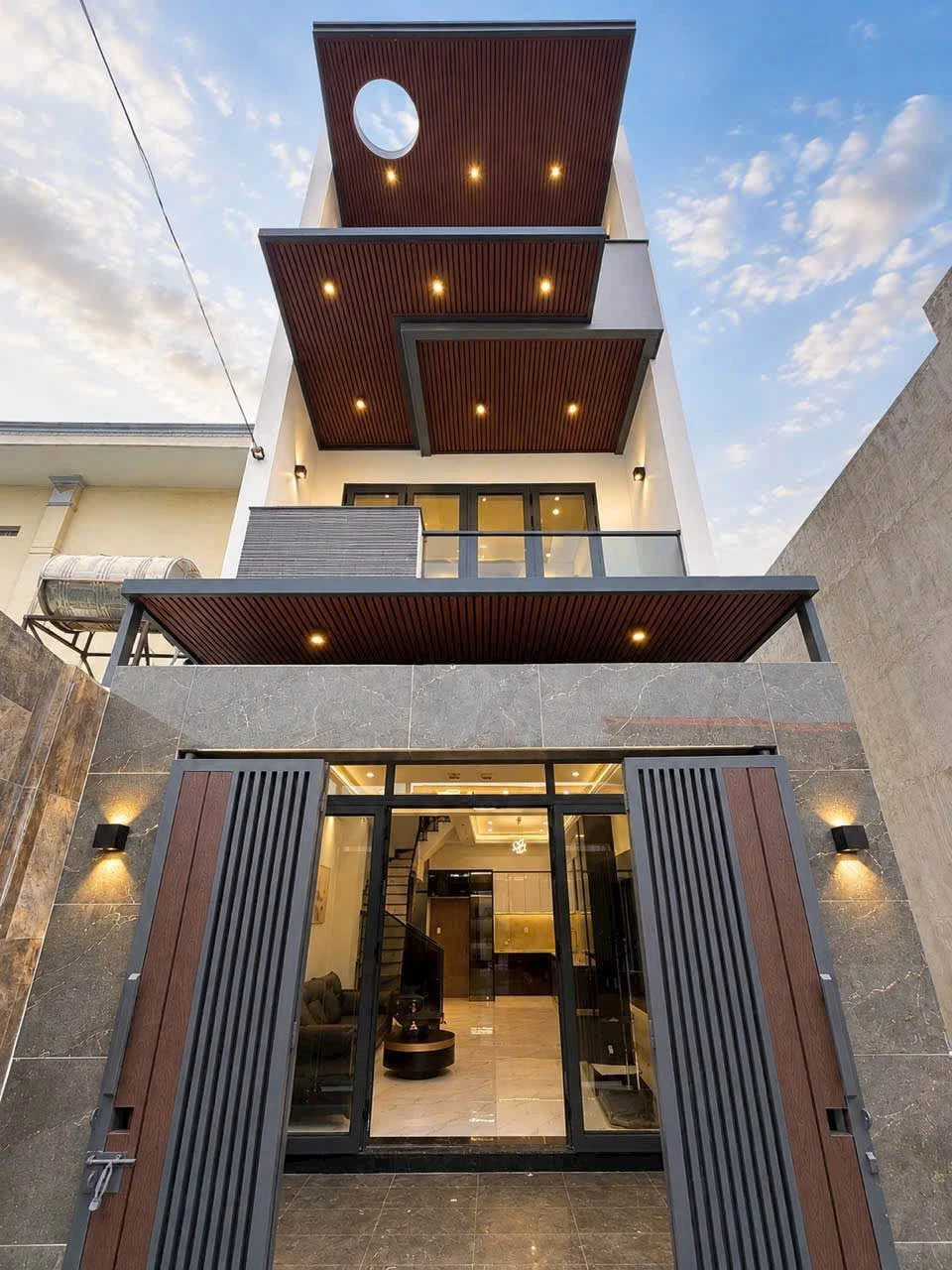 Bán nhà 3 lầu 5 PN Biên Hòa, Đồng Nai, 190m² - 3,99 tỷ - Ảnh 1