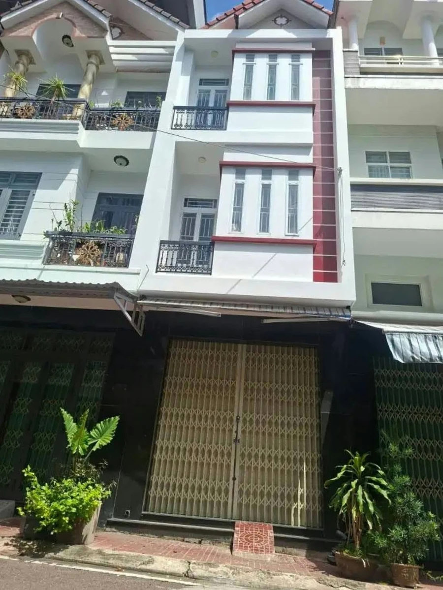 Bán nhà mặt tiền 4 tầng 3PN, 40m2 ở Quy Nhơn, giá 3 tỷ 950 triệu - Ảnh thu nhỏ 4