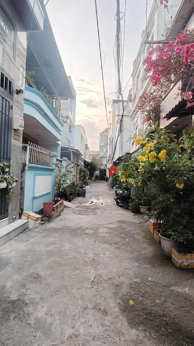 🚘 OTO ĐỖ CỬA - PHAN HUY ÍCH- P12 - GÒ VẤP - 75m2 - 2 TẦNG - 3PN - CHỈ 6.4 TỶ - TL. - Ảnh 1