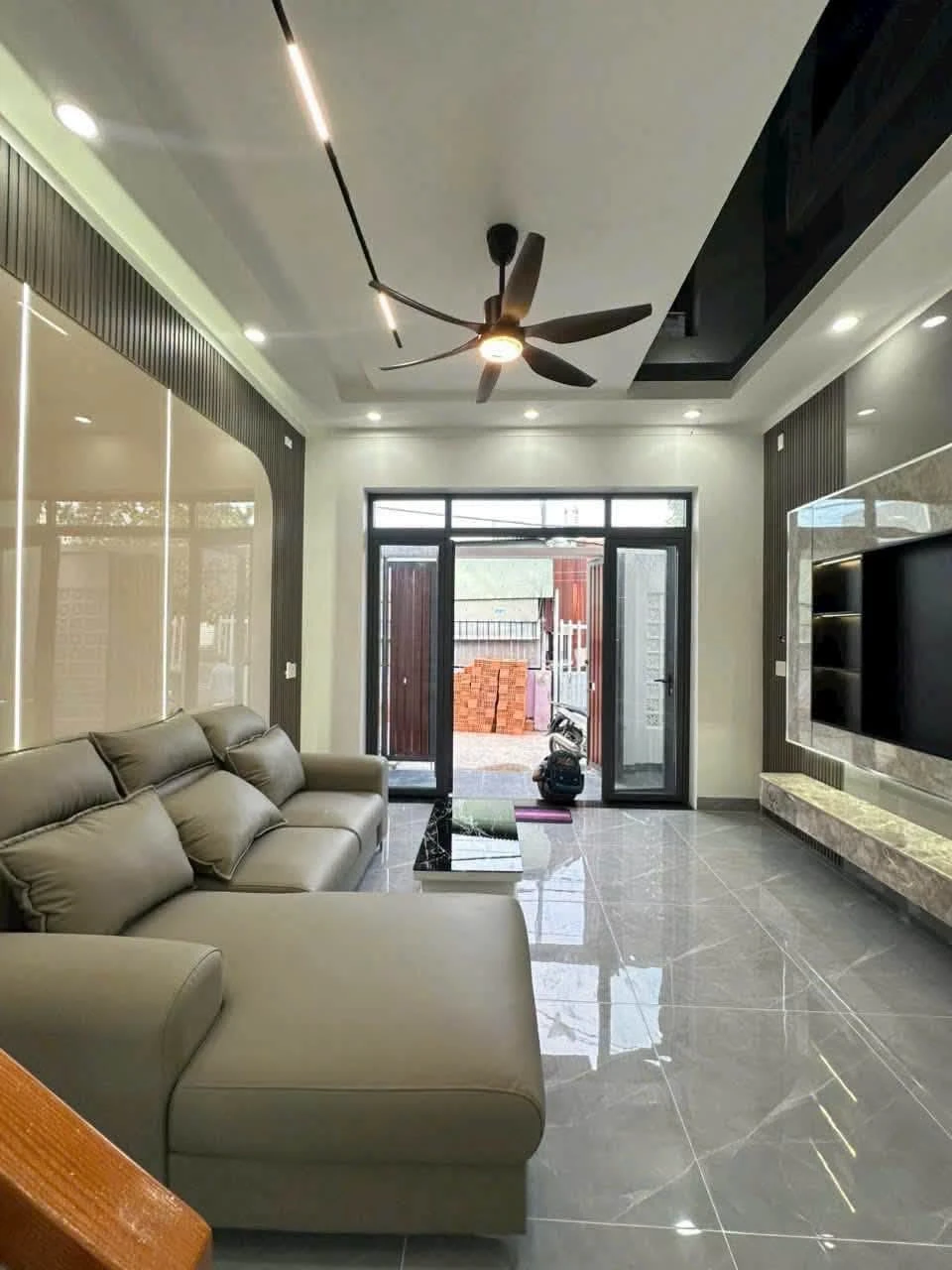 Bán nhà mới Trảng Dài 85m² 3 phòng ngủ 2 tỷ 950 triệu - Ảnh 1