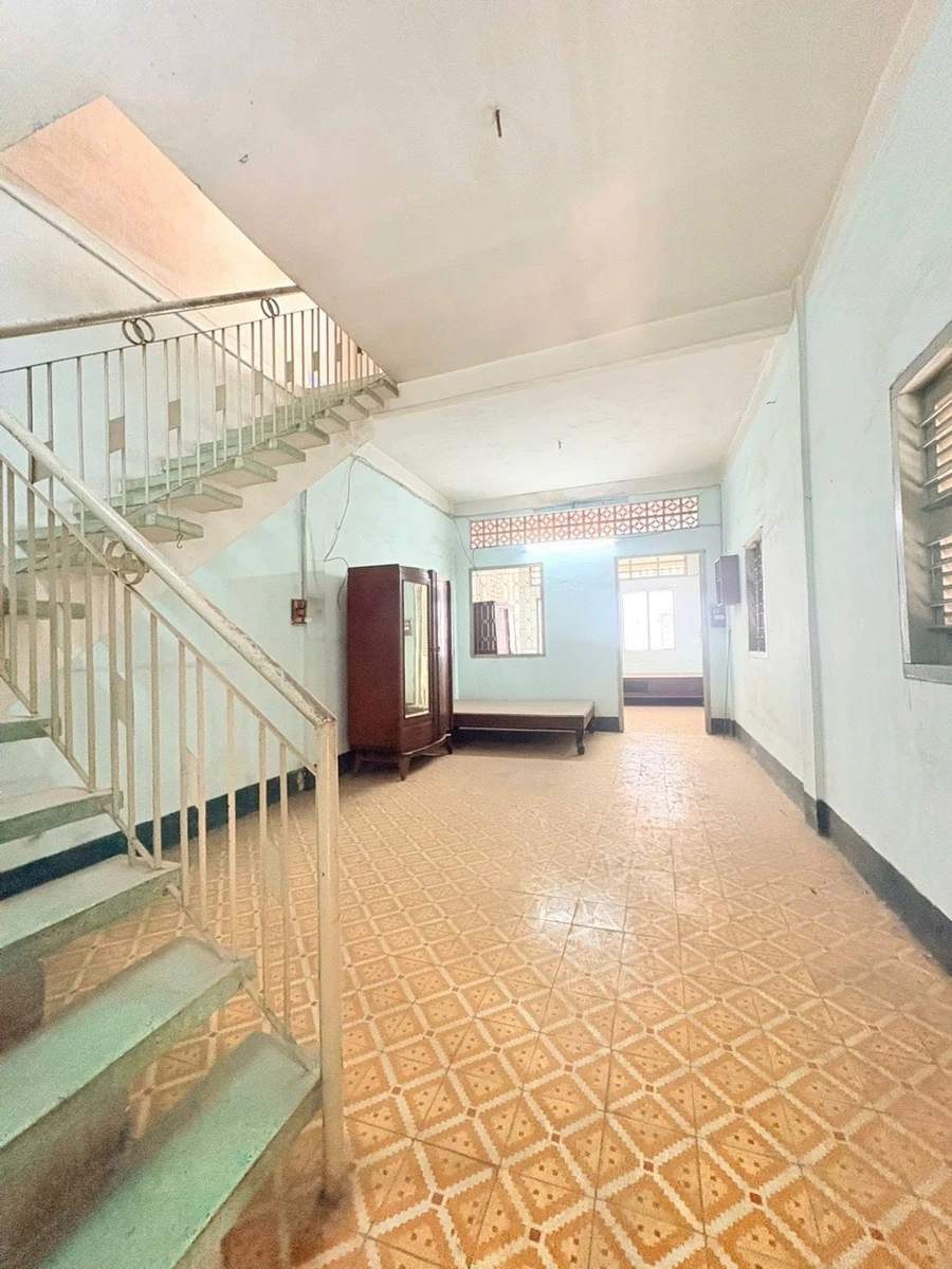 Bán nhà 3 tầng 4PN 72m² Phạm Văn Hai, 8,5 tỷ - Ảnh thu nhỏ 2