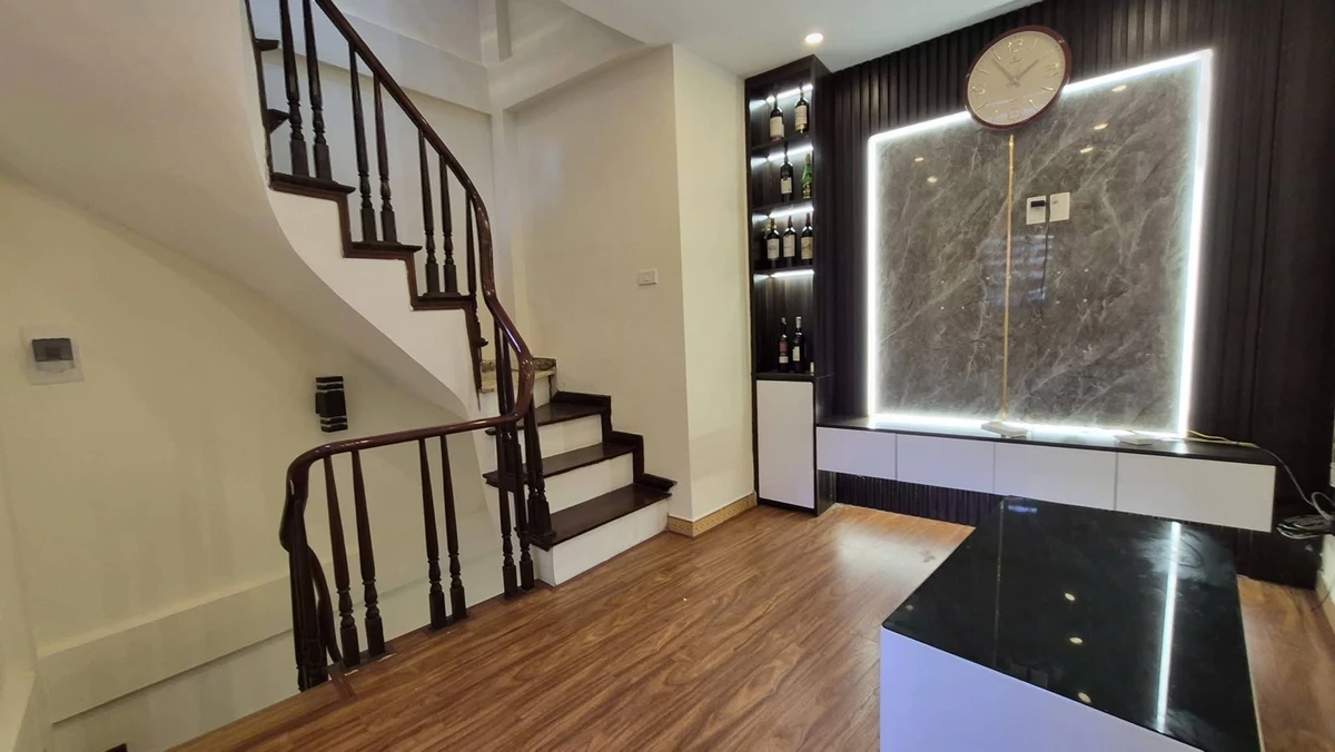 Cho thuê nhà Nguyễn Khắc Nhu 18m² 5 tầng 9 triệu/tháng - Ảnh thu nhỏ 4