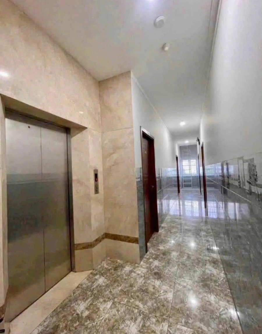 Bán khách sạn mặt tiền Lê Đại Hành, Phan Thiết, 300m2 đất, 21 phòng, giá 24 tỷ - Ảnh thu nhỏ 3