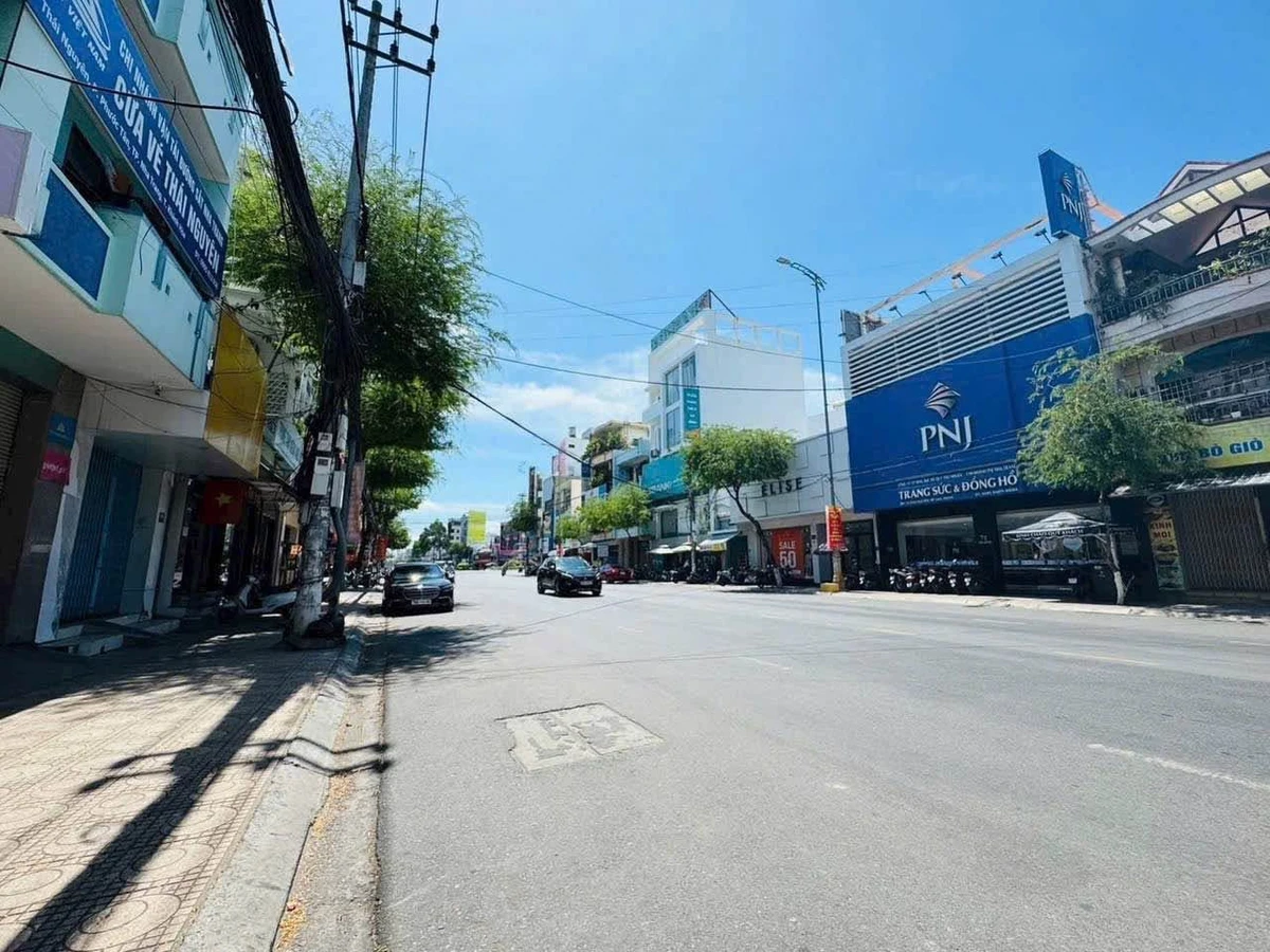 Bán nhà 3 tầng mặt tiền Thái Nguyên Nha Trang 93,83m² 21 tỷ - Ảnh thu nhỏ 3
