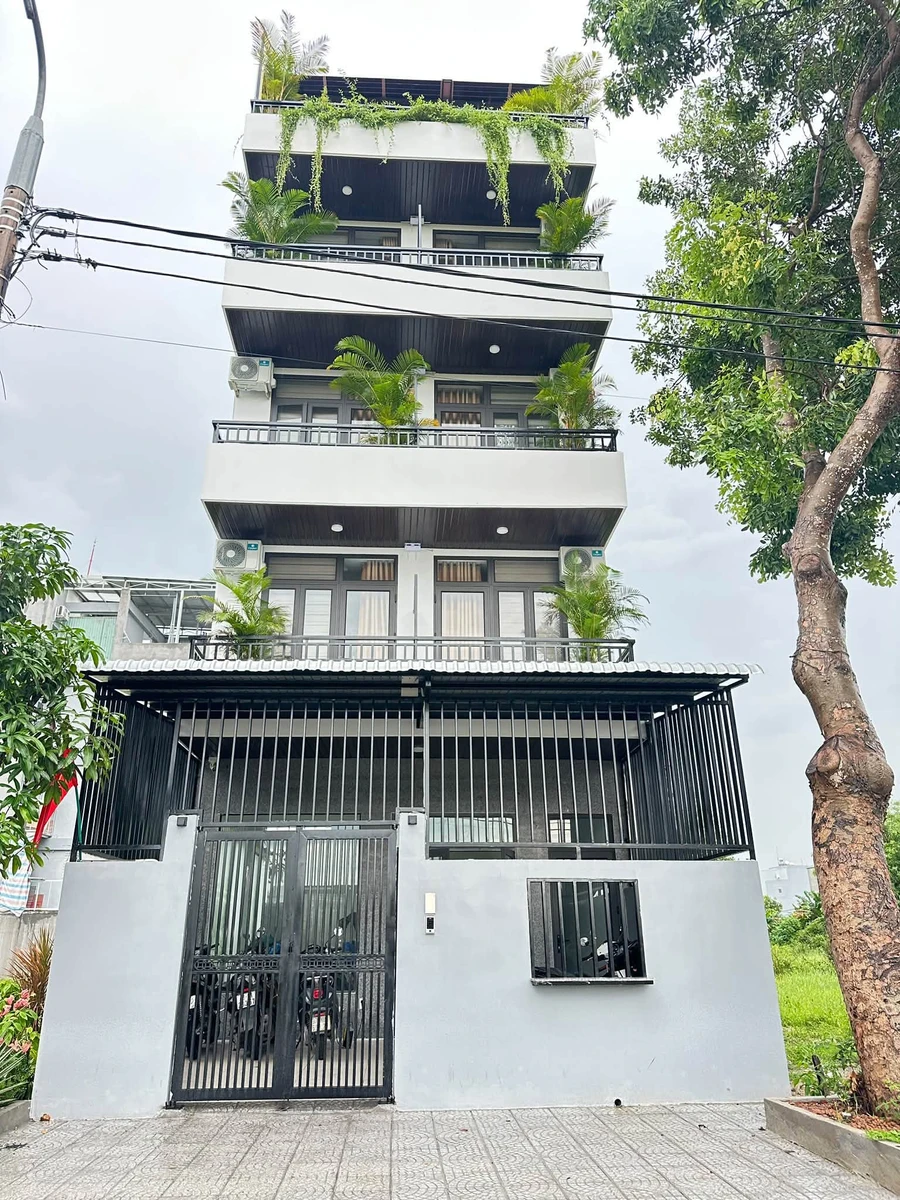 Bán căn hộ 152m2 18 phòng cho thuê sát FPT - 13.8 tỷ - Ảnh 1