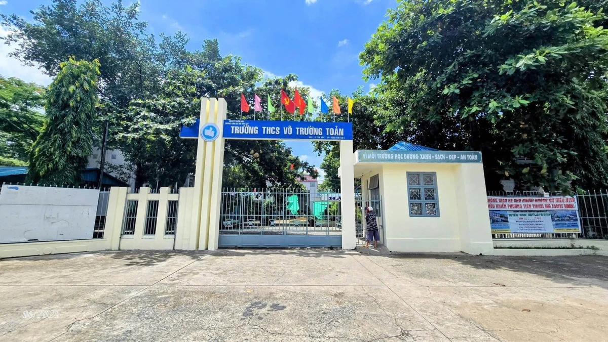 Nhà 2 gác lửng 140m², đường 7m, gần trường học, 2,68 tỷ - Ảnh 1