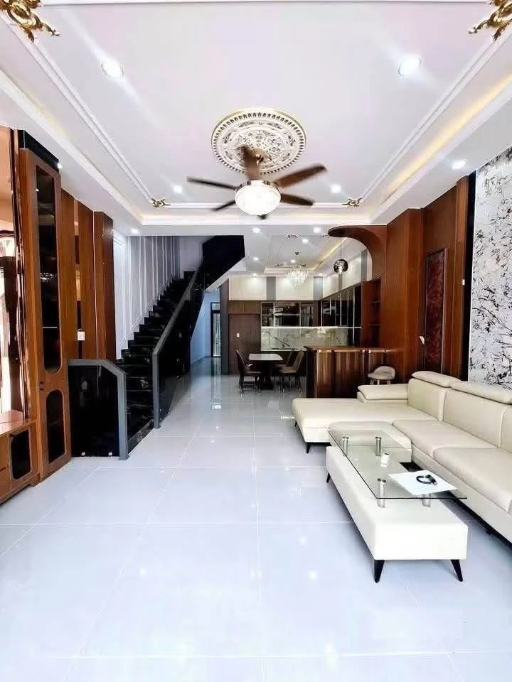Bán nhà 1 trệt 2 lầu 5x16m, 4PN, full nội thất, KĐT The Sol City, Cần Giuộc - Ảnh thu nhỏ 3
