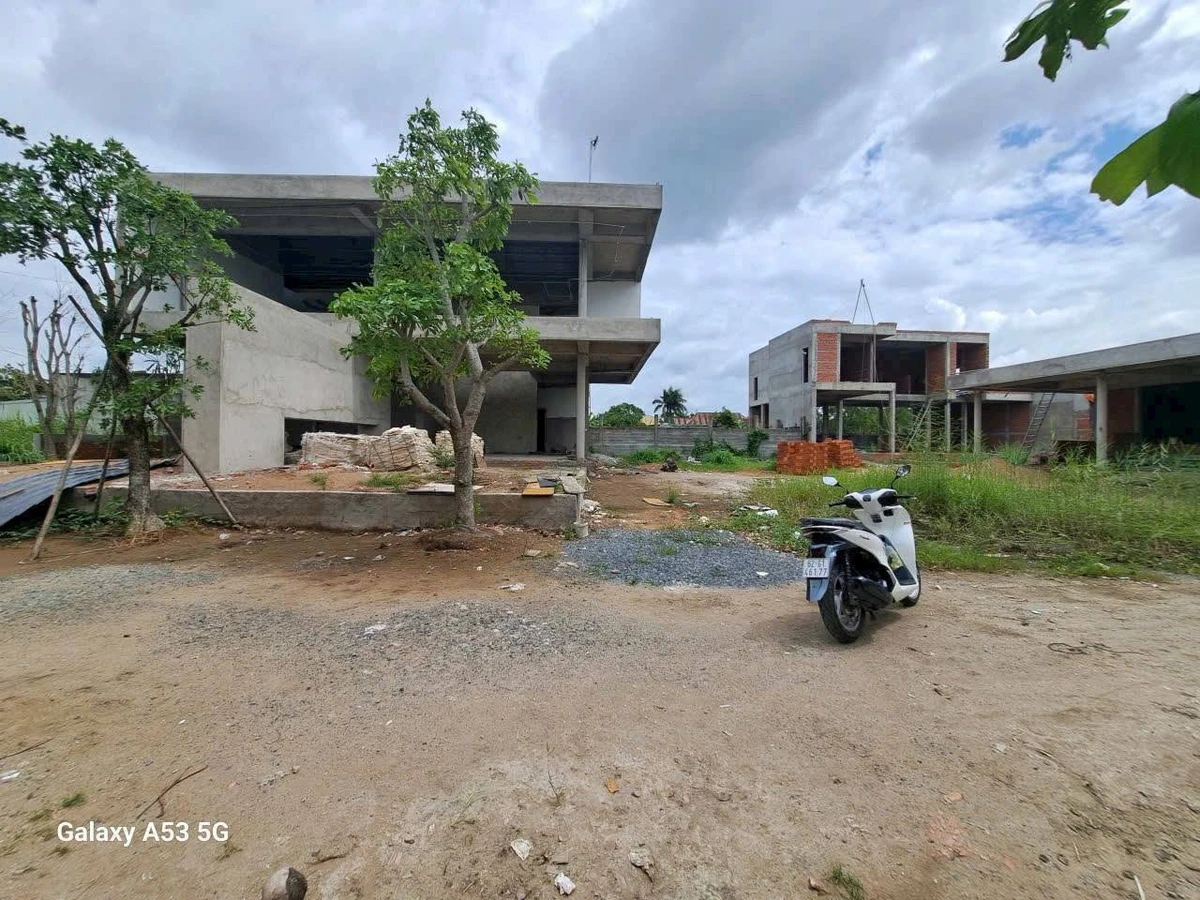 Bán villa biệt thự 2700m² Bến Lức Tây Ninh giá 37 tỷ - Ảnh thu nhỏ 3