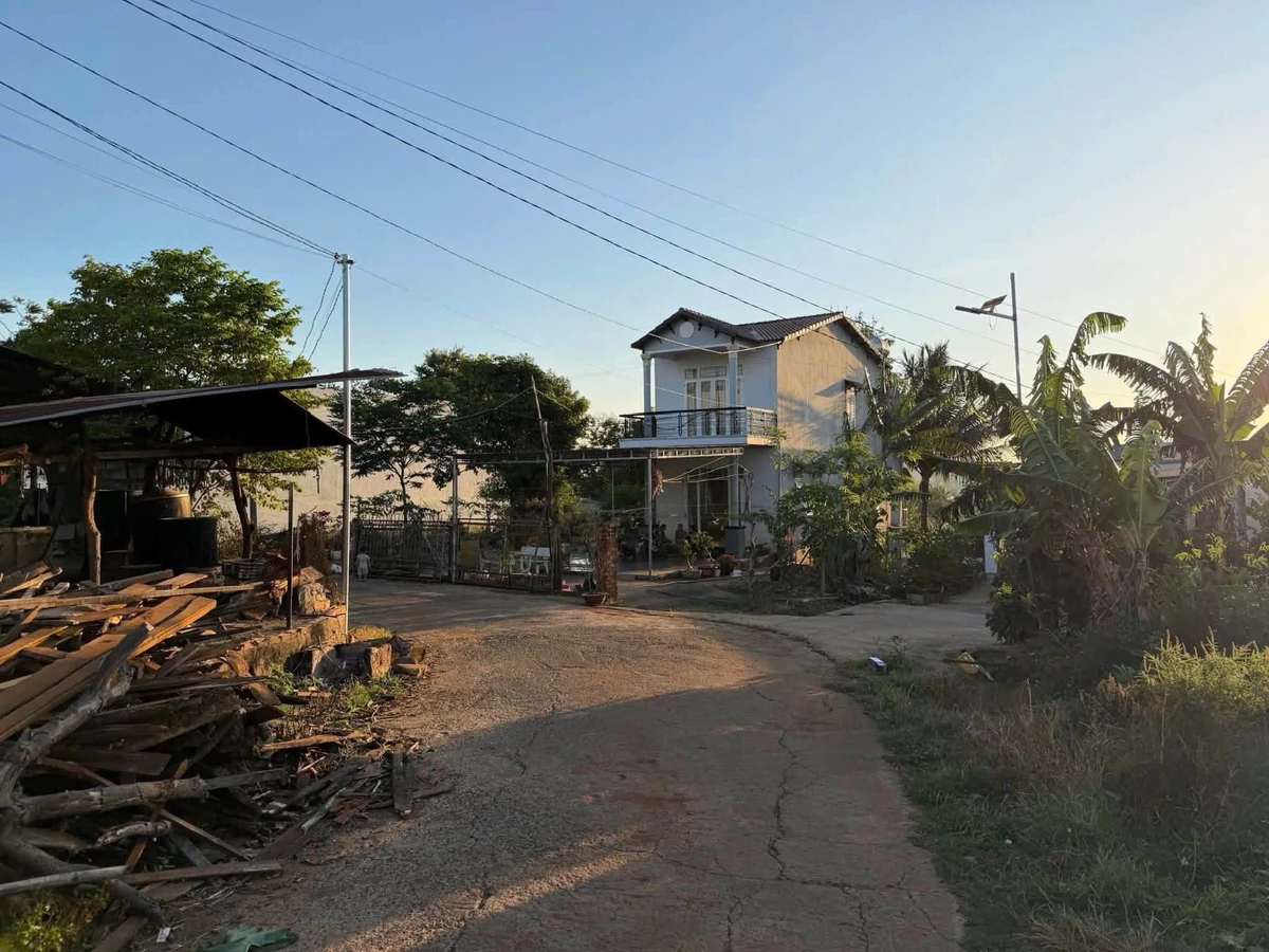 Bán đất 243m² Cư Êbur, Buôn Ma Thuột, 2 tỷ 350 triệu - Ảnh 1