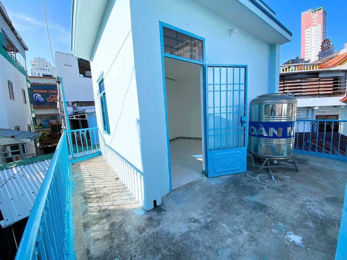 Bán nhà 3 tầng 81.9m2 Nha Trang 3 tỷ 290 triệu - Ảnh thu nhỏ 5