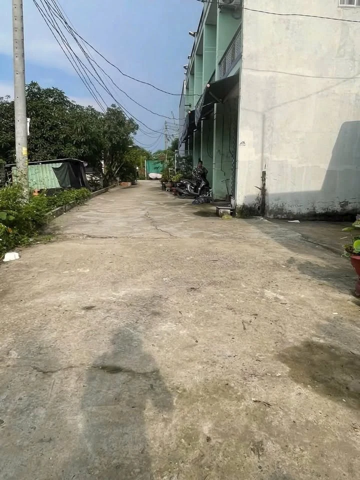 Bán đất thổ cư 15x50m sổ hồng riêng giá 1,8 tỷ tại xã Mỹ Hạnh, Đức Hòa Đông cũ - Ảnh 1