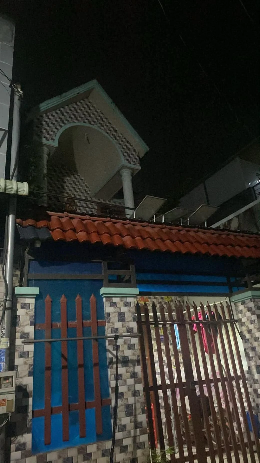 Bán nhà lầu 85m2 Phường Tân Hạnh 2 tỷ 2 - Ảnh 1