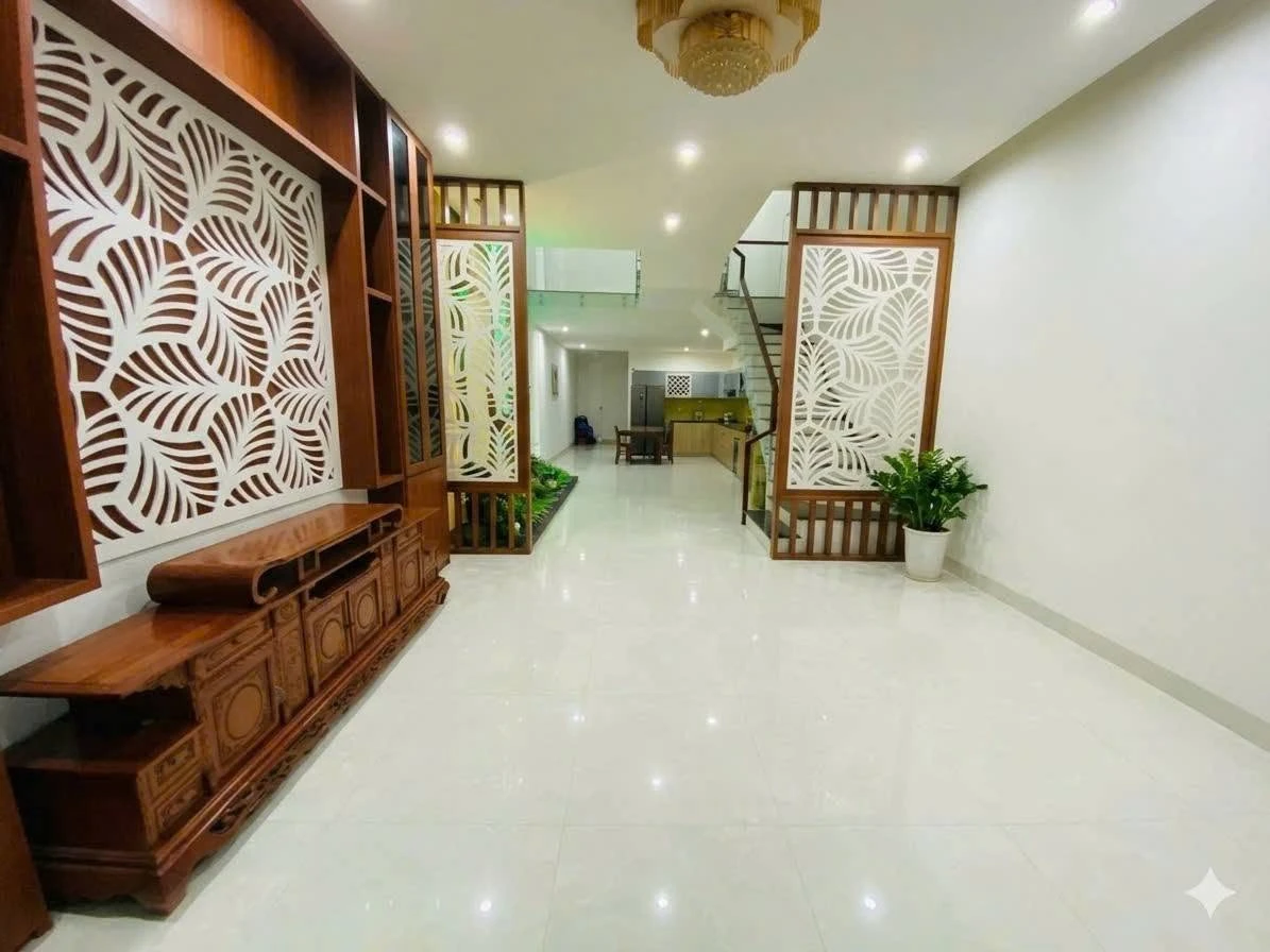 Cho thuê nhà 3 tầng mặt tiền 110m² Huế - Ảnh thu nhỏ 4