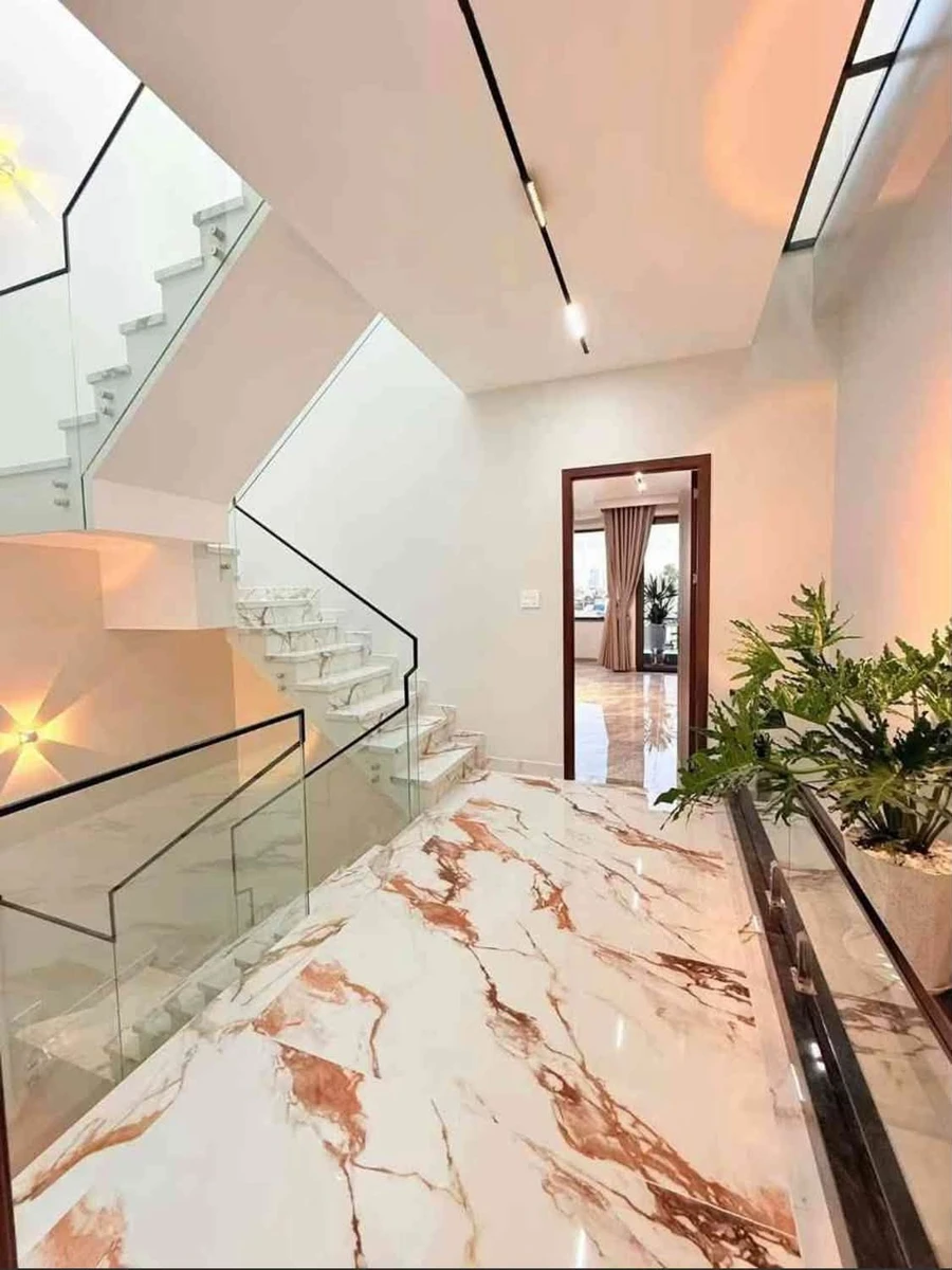 Bán nhà 4 tầng 91m² Dĩ An 8,8 tỷ - Ảnh thu nhỏ 3