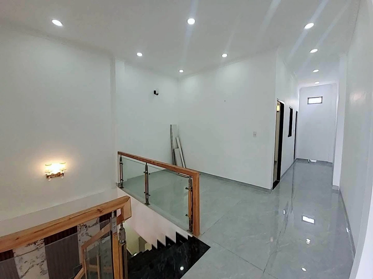 Bán gấp nhà 1 trệt 1 lầu 4,5x22m, 3PN 2WC, sổ hồng riêng, Tân Bửu - Bến Lức - Ảnh thu nhỏ 5