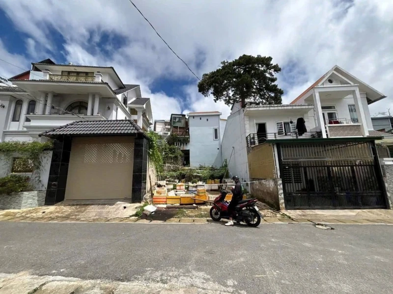 Bán đất xây dựng 72,5m² 2 mặt tiền Thiện Ý, Đà Lạt