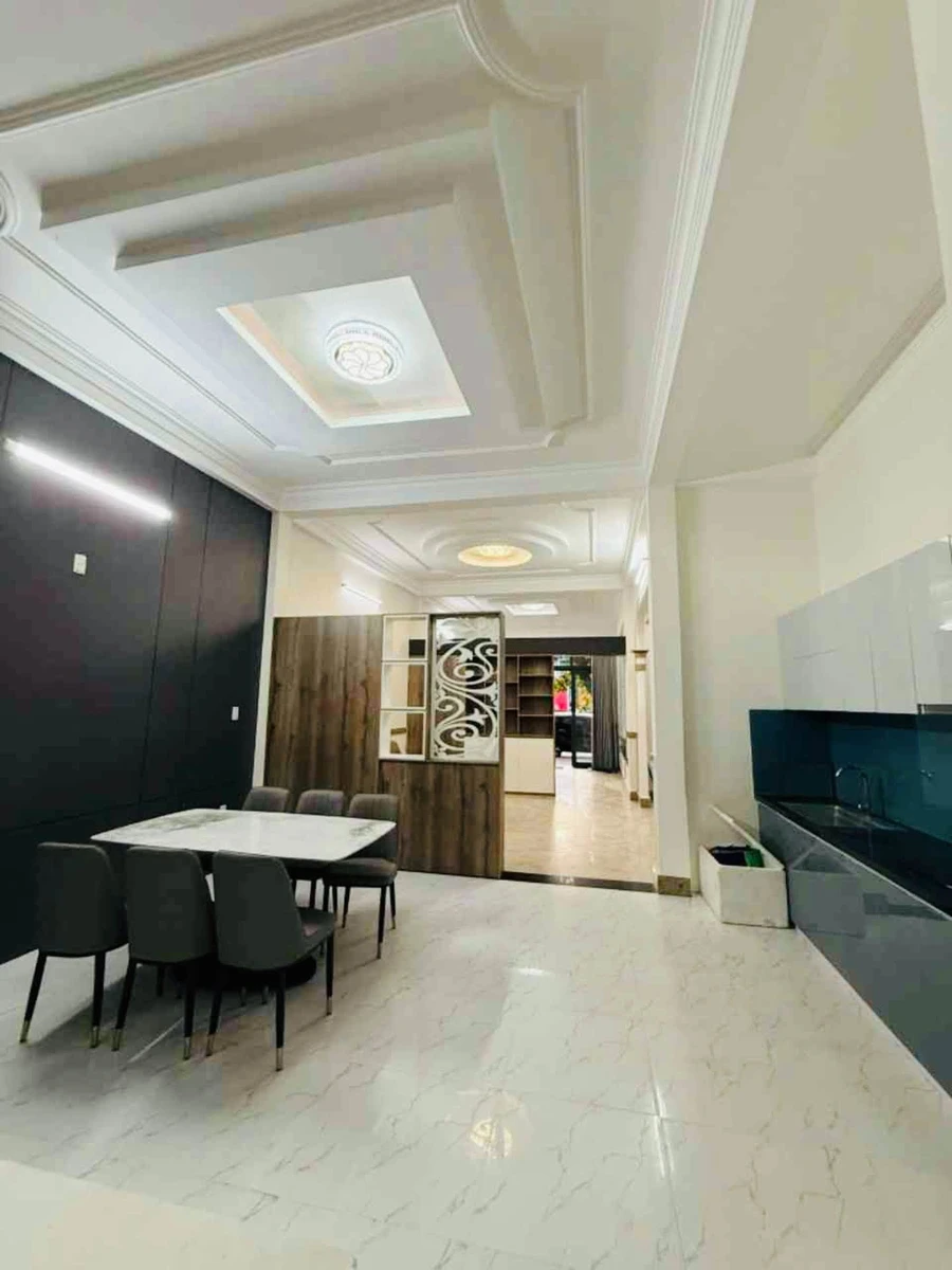 Bán nhà mặt tiền Ngô Quyền 90m2, 2 tầng, 9.1 tỷ - Ảnh thu nhỏ 2