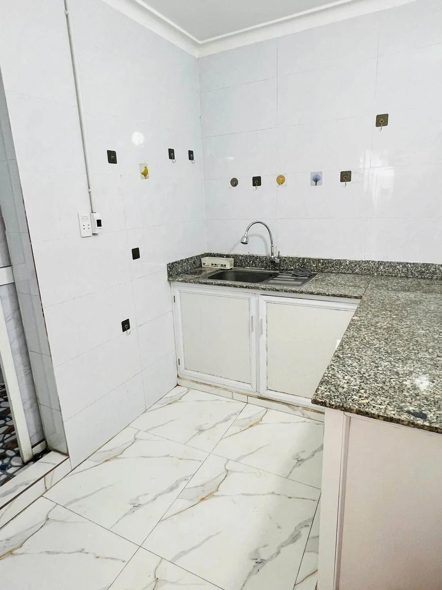 Bán nhà 2 tầng 30m Hồ Sen Quận 12 - Ảnh thu nhỏ 2