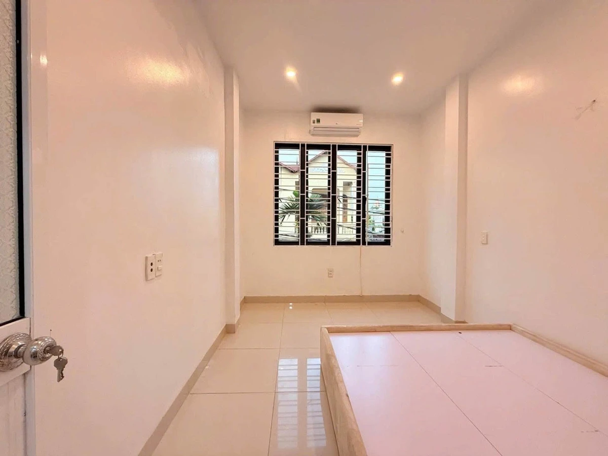 Cho thuê mặt bằng 40m2 Trần Nguyên Hãn hơn 2 triệu/tháng - Ảnh thu nhỏ 3