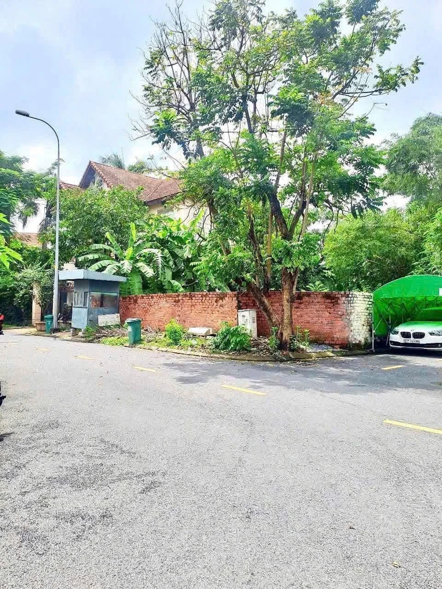 Bán lô đất góc 2 mặt tiền 295m² Thảo Điền, Quận 2 - Ảnh 1