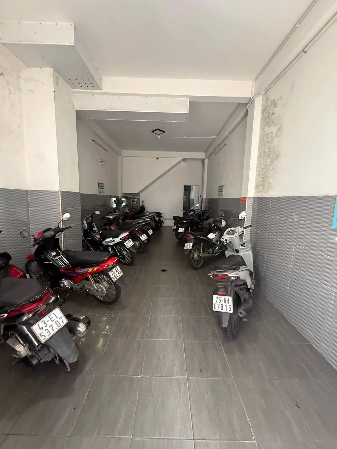 Bán căn hộ 13 phòng 100m2 đường Ô tô thông 7 tỷ - Ảnh 1