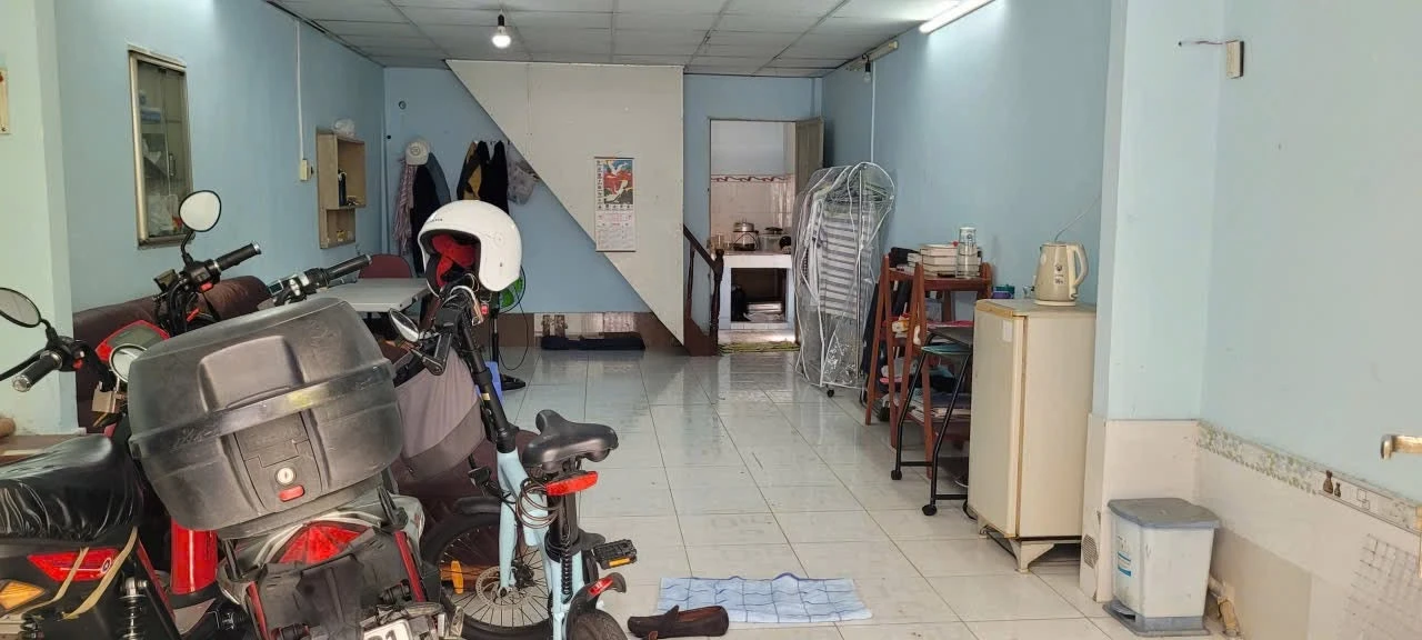 Cho thuê nhà nguyên căn 50m2 2PN Tô Hiến Thành Q.10 - Ảnh 1