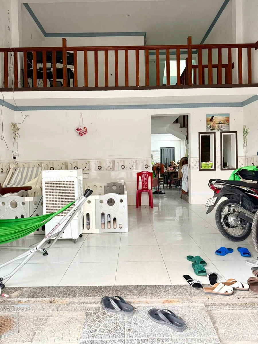 Bán nhà mặt tiền Xuân Thiều 186m², 3 phòng ngủ, 4,45 tỷ - Ảnh thu nhỏ 4