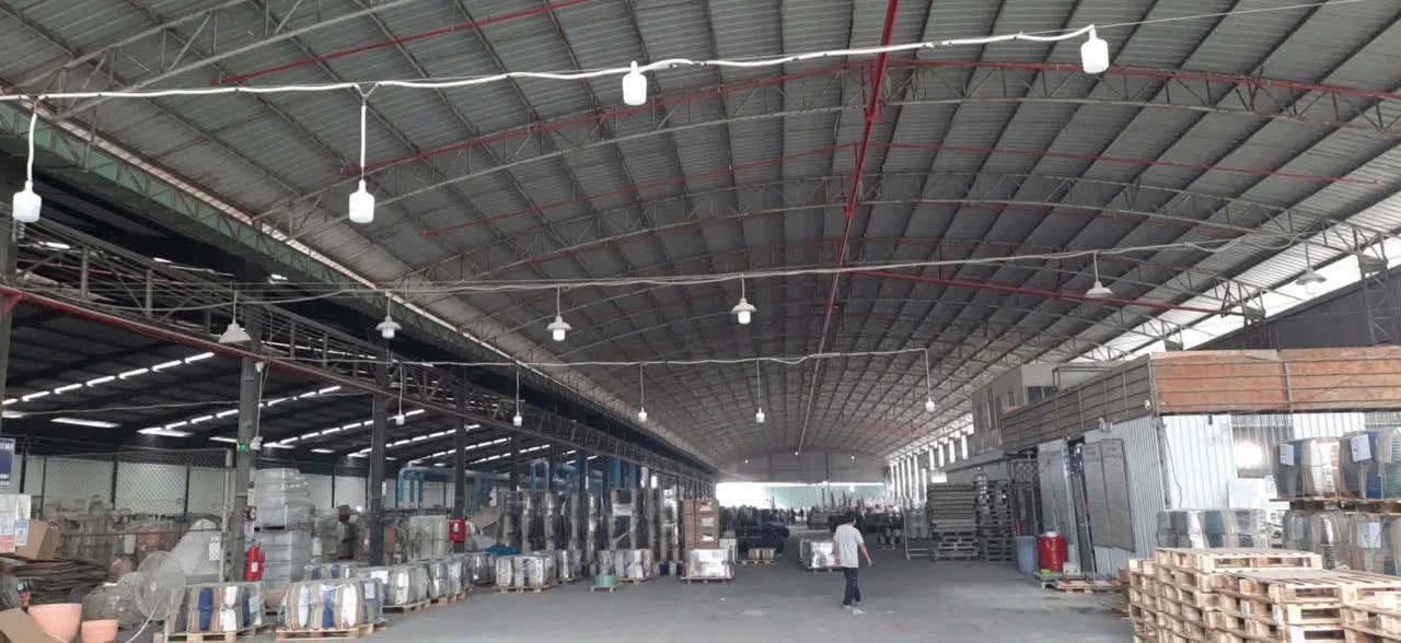 Cho thuê xưởng 7.500m2 Tân Uyên Bình Dương 700 triệu/tháng - Ảnh 1