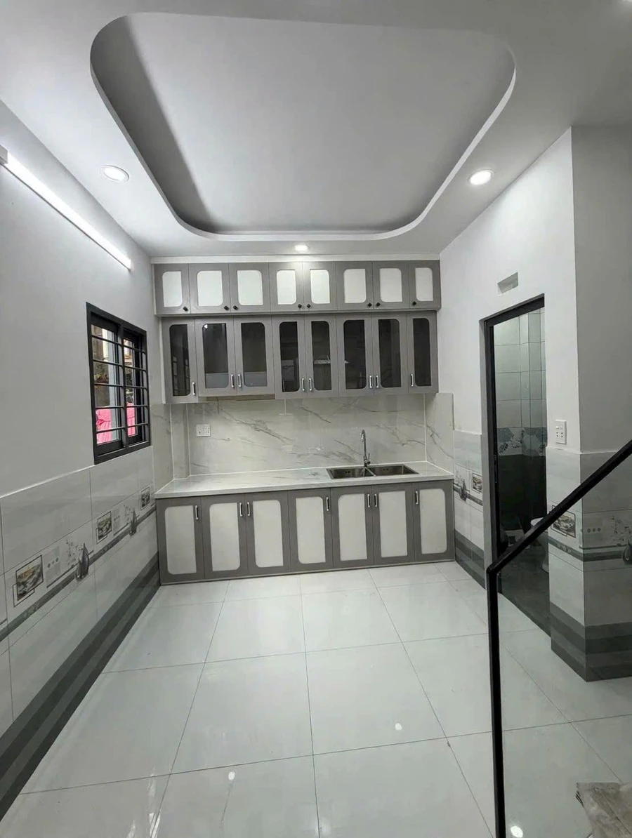 Bán nhà hẻm Huỳnh Tấn Phát, Quận 7, 32m², 4PN, 3.89 tỷ - Ảnh thu nhỏ 3