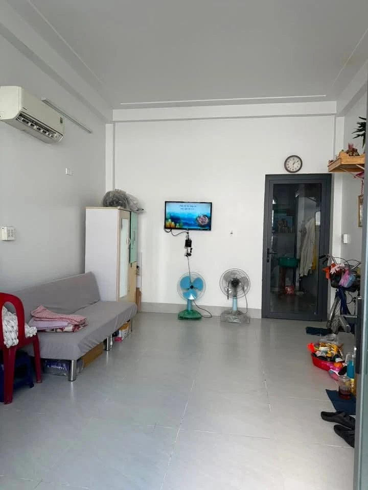 Bán nhà hẻm Bạch Đằng 2PN 2WC 50m2 giá 2.7 tỷ - Ảnh thu nhỏ 2