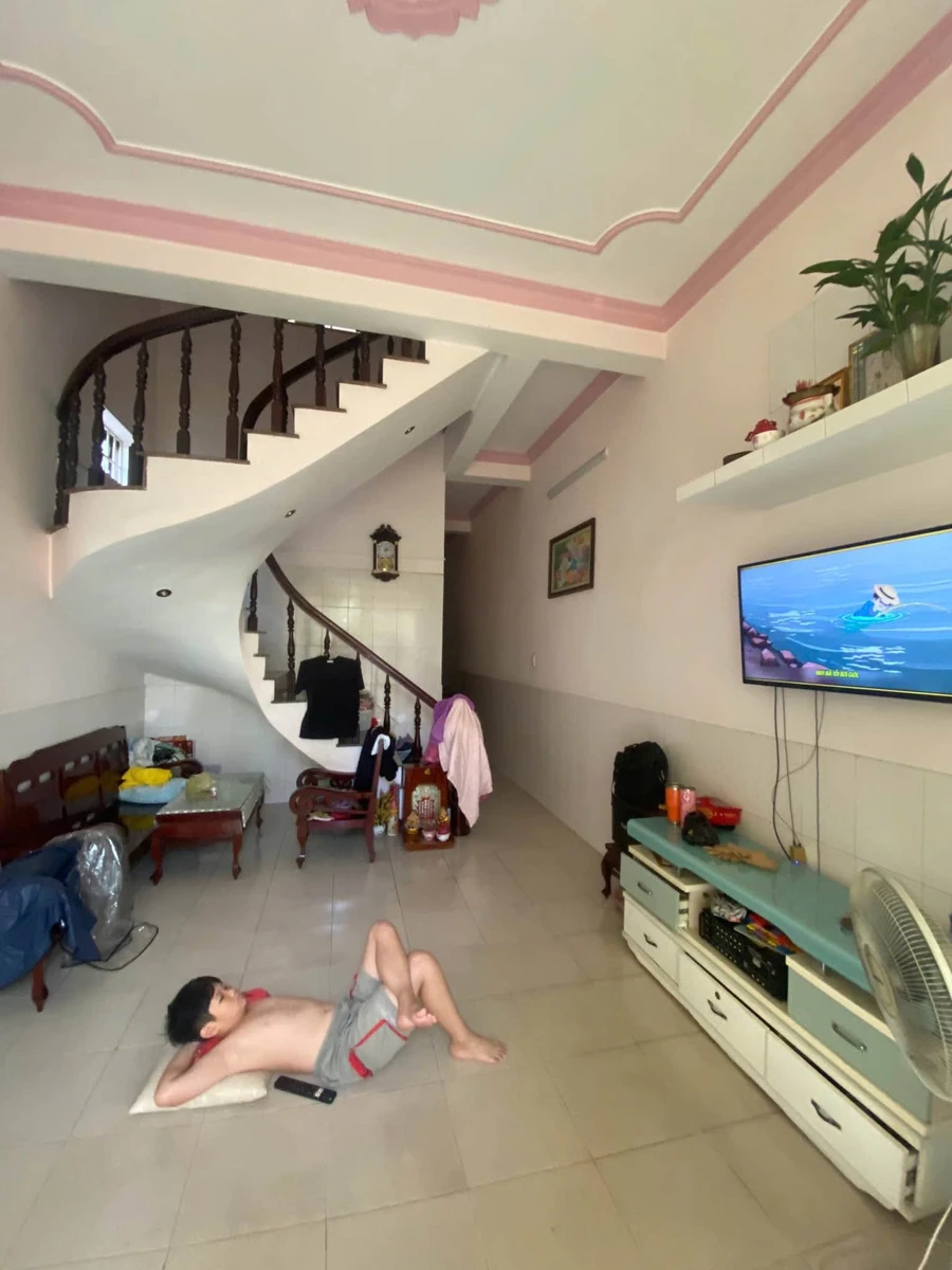 Bán nhà 4PN 124m2 phường Thống Nhất Đồng Nai 3.2 tỷ - Ảnh thu nhỏ 2