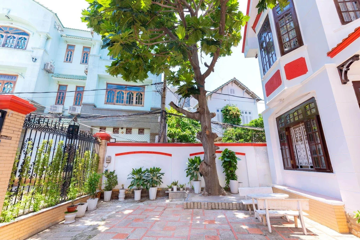 Cho thuê biệt thự Vũng Tàu 300m², 4PN hồ bơi riêng 15tr/tháng - Ảnh thu nhỏ 3