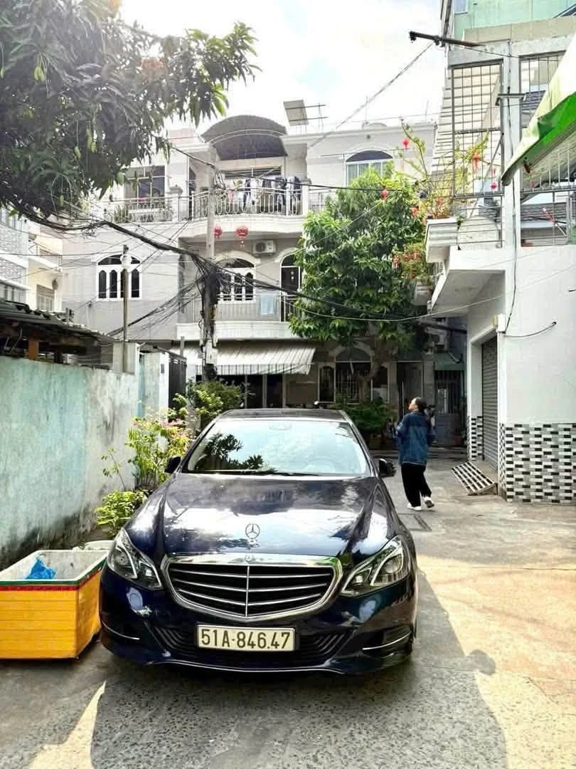 Bán nhà hẻm xe hơi 3 tầng 4.8x15m Hoàng Hoa Thám, Phú Nhuận - Ảnh 1