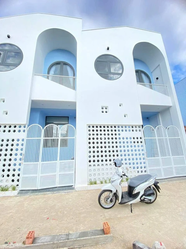 Nhà đẹp 2 tầng 120m² kiệt Hoàng Quốc Việt Huế 2,95 tỷ