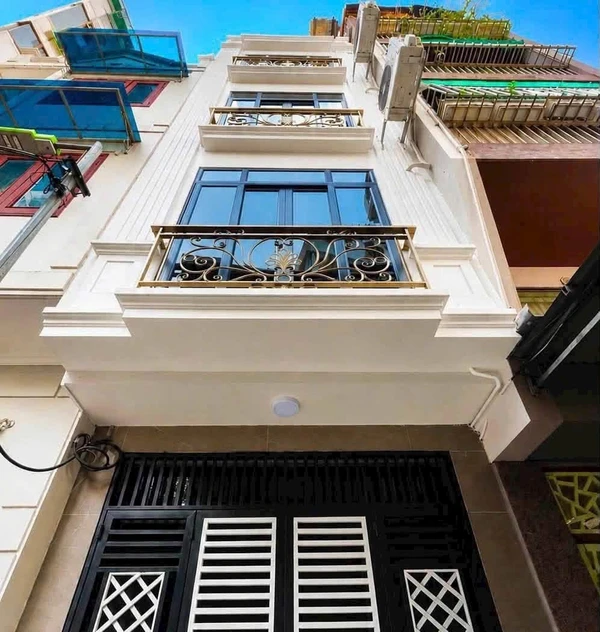 Bán nhà 6 phòng ngủ 60m² Lê Quang Đạo, thang máy 11 tỷ