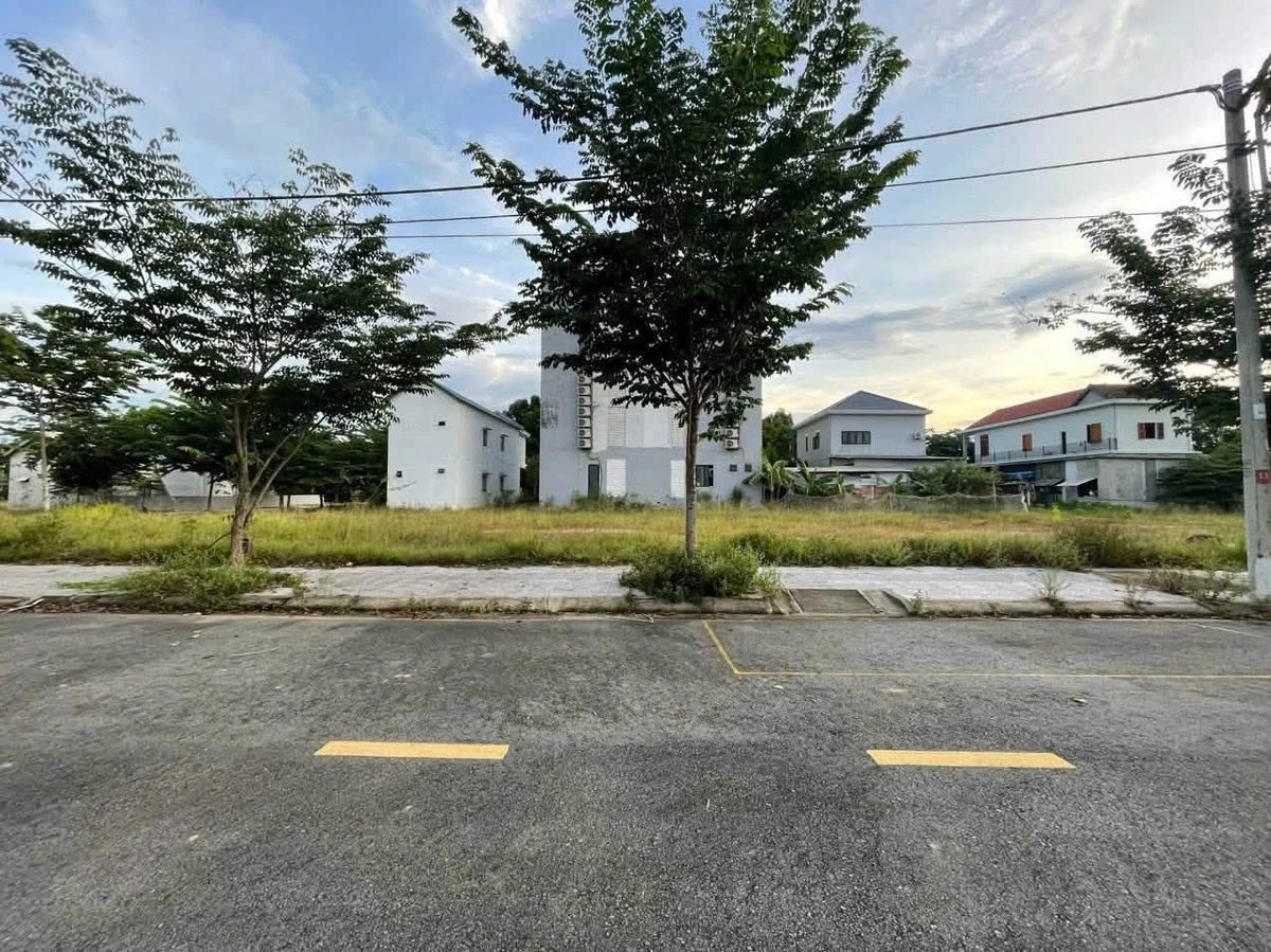 Bán biệt thự 400m2 Cư Chánh, Huế 4,4 tỷ - Ảnh thu nhỏ 3