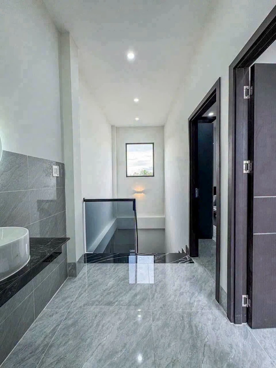 Nhà trệt lầu hiện đại 45m² 2PN Bình Thuỷ, Cần Thơ - Ảnh thu nhỏ 4