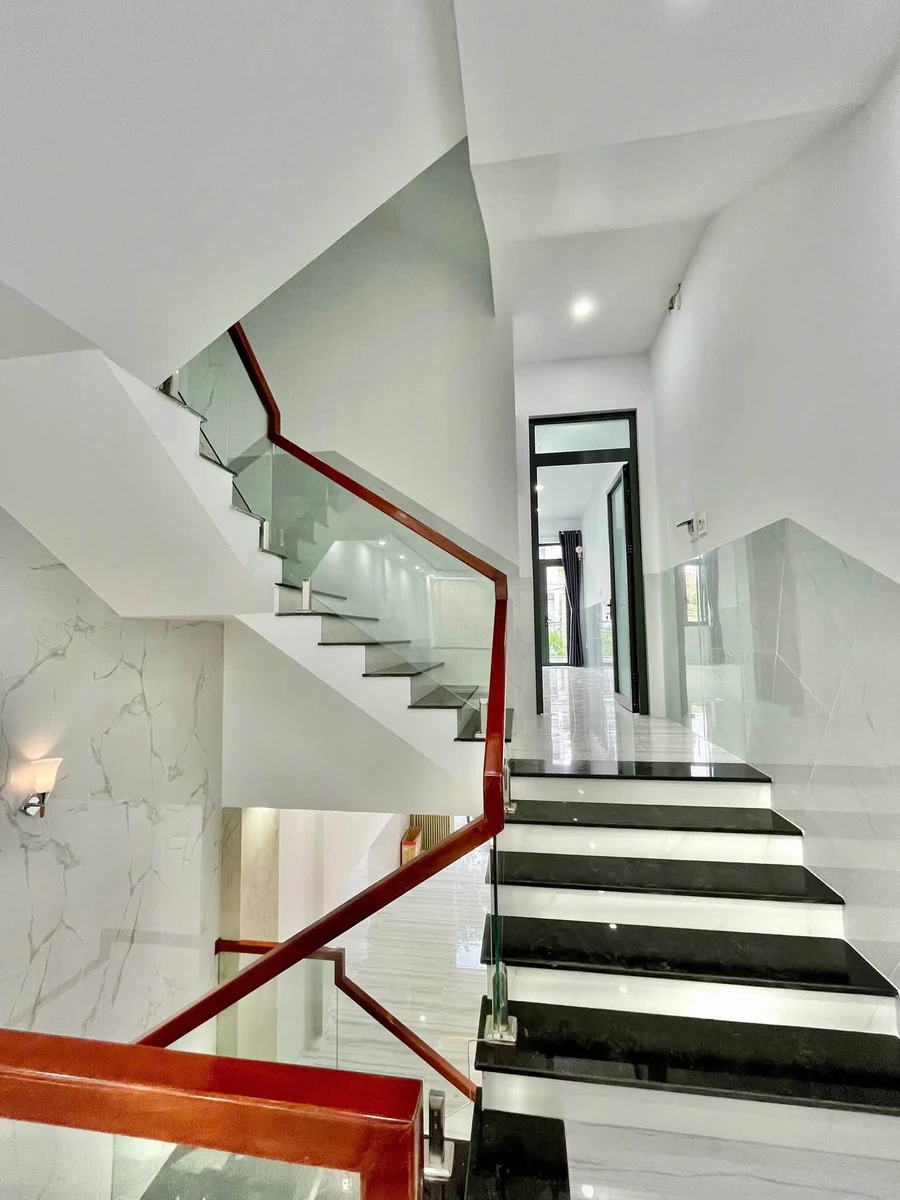 Bán nhà 4 tầng 255m2 mặt tiền Trần Suyền, Quận 12 - Ảnh thu nhỏ 4