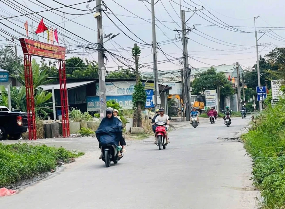 Bán đất mặt tiền kinh doanh 200m² 1 tỷ 350 triệu Biên Hoà - Ảnh thu nhỏ 2