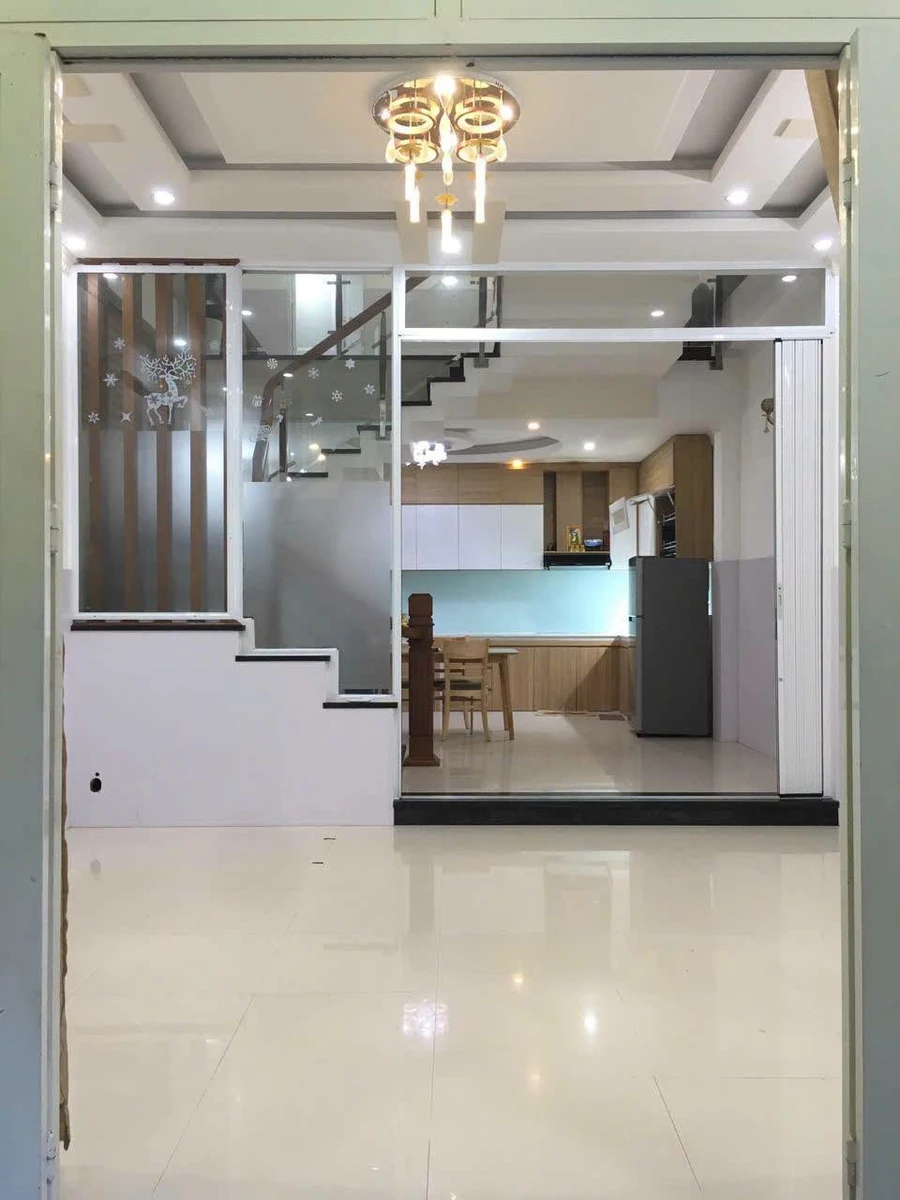 Bán nhà 3 tầng mặt tiền đường 5.5m, 75m2, 3PN 3WC, Phường Hòa Khánh, Đà Nẵng - Ảnh 1