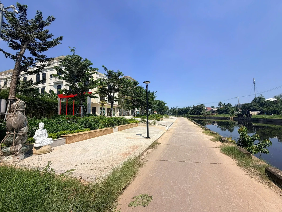 Bán đất kiệt Xuân Thủy 120m² giá 2,5 tỷ - Ảnh thu nhỏ 3