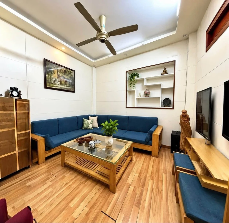 Bán nhà 4 tầng 40m² gần Nhà Hát Lớn, chỉ hơn 3 tỷ - Ảnh thu nhỏ 2