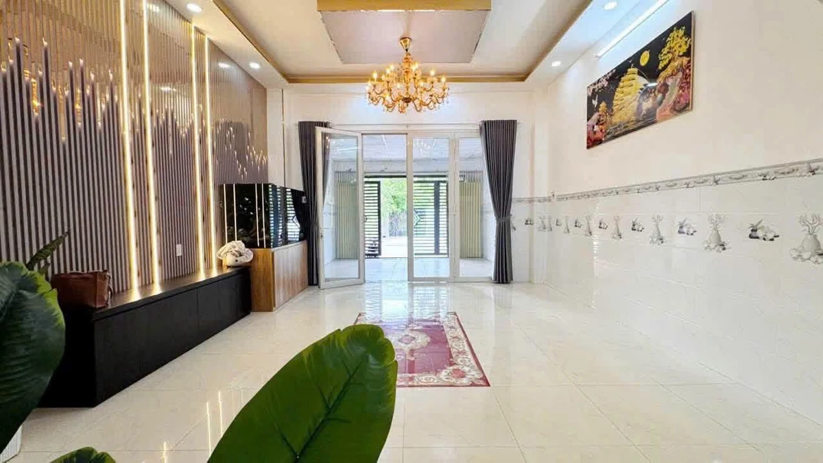 Bán nhà 2 phòng ngủ Rạch Giá 100m² 2.899 tỷ - Ảnh thu nhỏ 2