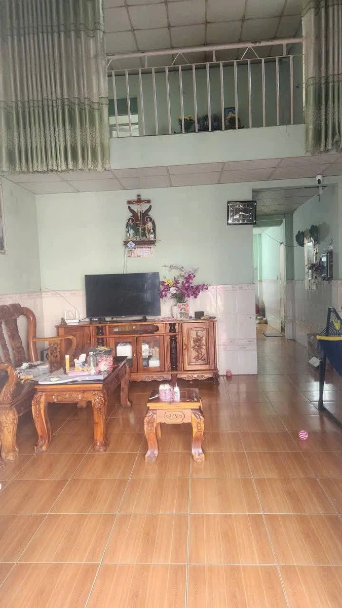 Bán nhà cấp 4 gác lửng 122m2, 2PN, gần KCN VSIP 1, phường An Phú, giá 2,9 tỷ - Ảnh thu nhỏ 2