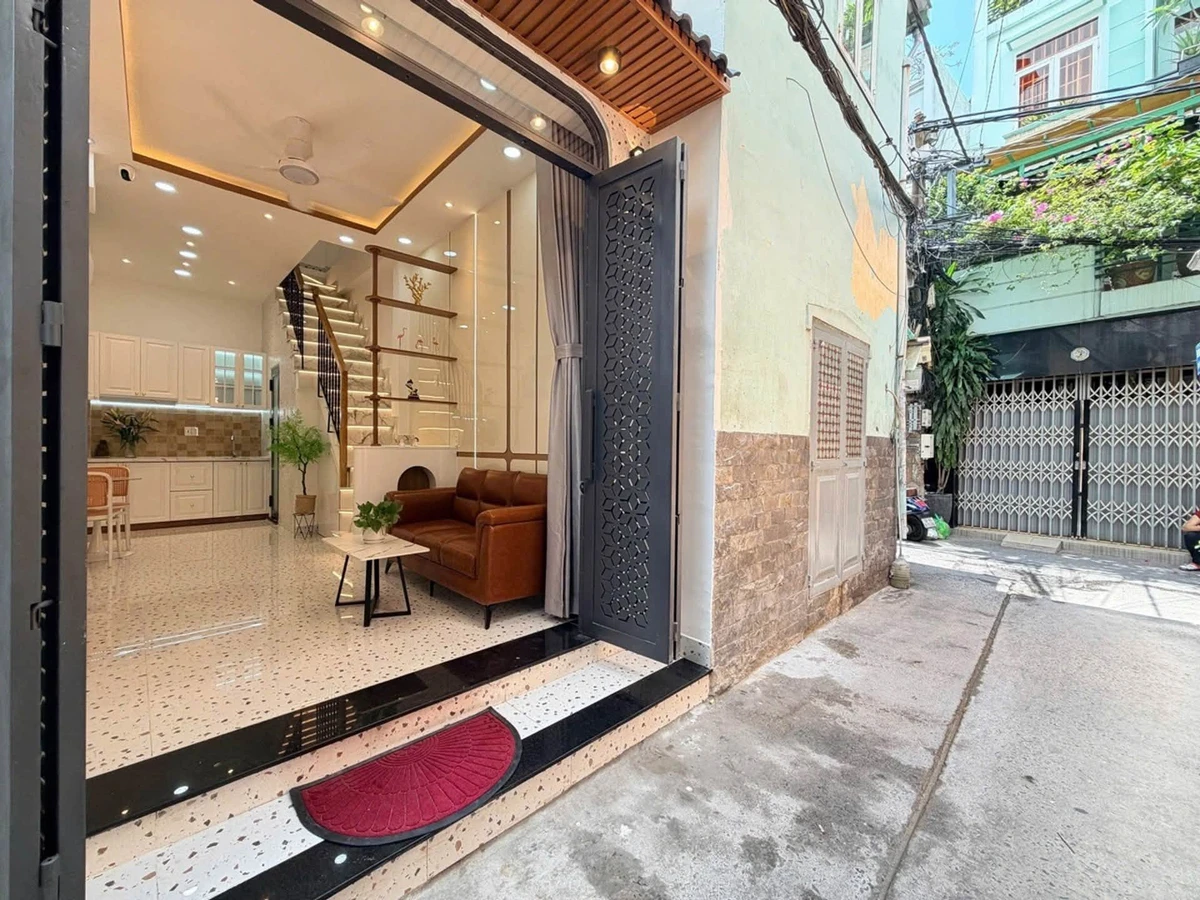 Bán nhà 5 tầng, 100m2, 3 phòng ngủ, Huỳnh Văn Bánh, Phú Nhuận - Ảnh thu nhỏ 2